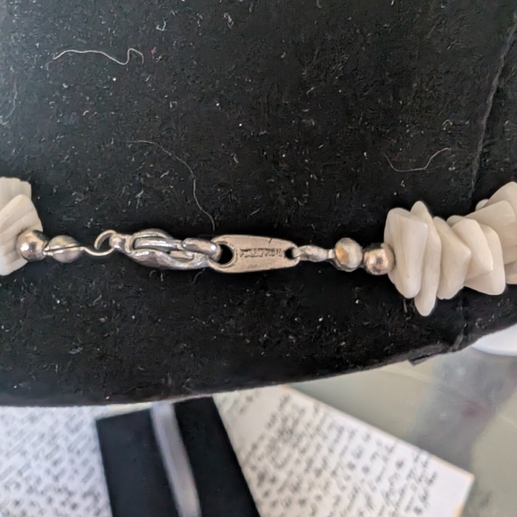 Elegant White and Brown Beaded Shell Necklace - Picture 10 of 10